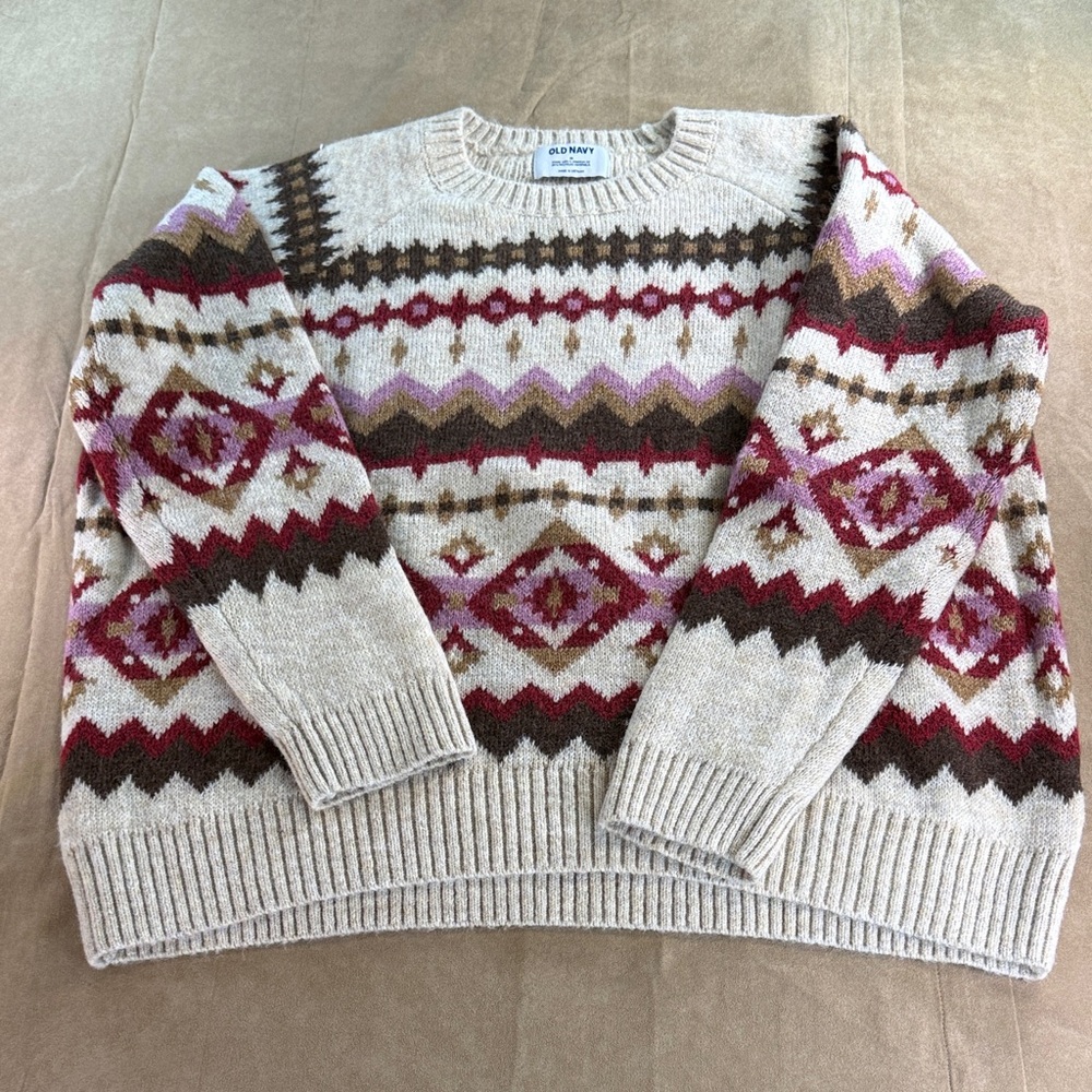 Old Navy Women’s Geometric Patterned Knit Sweater